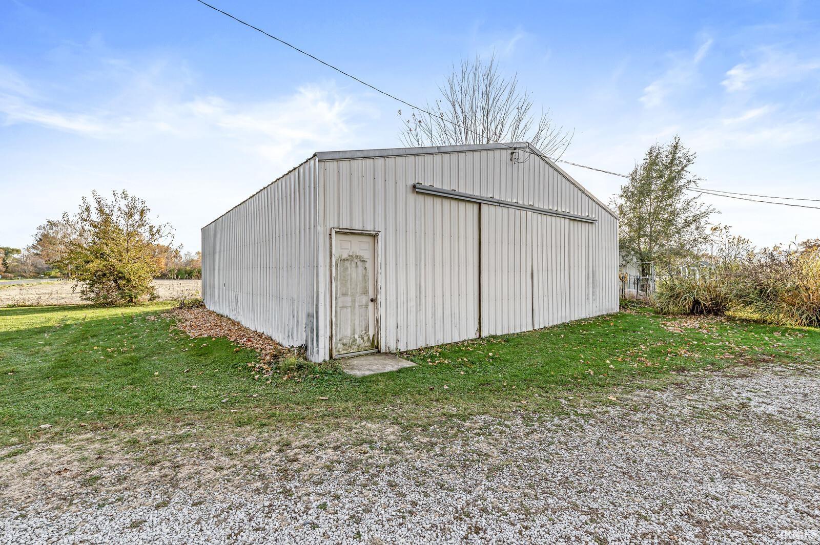 1461 North Queen Road Walkerton, IN 46574 - Photo 28 of 36