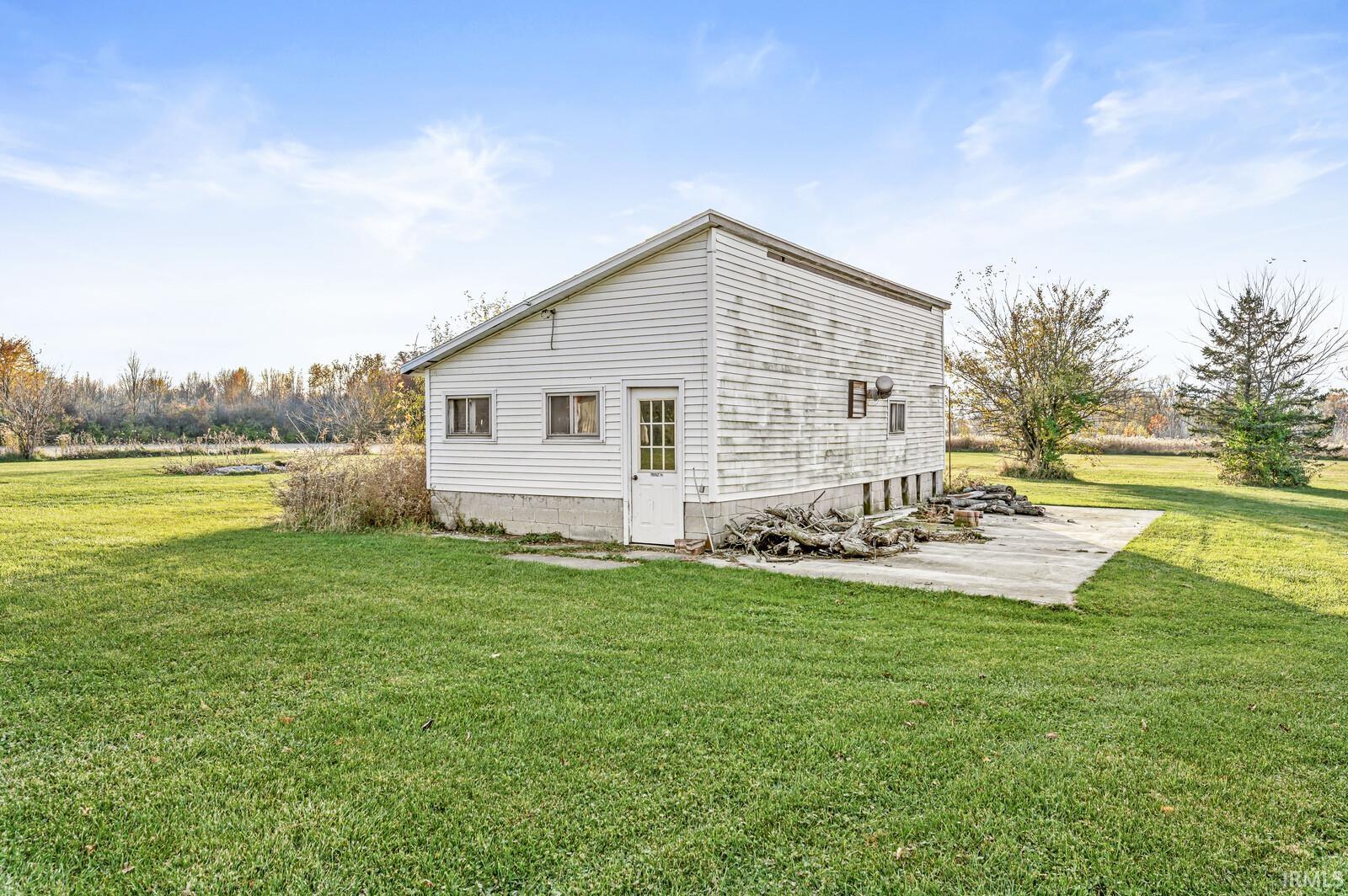 1461 North Queen Road Walkerton, IN 46574 - Photo 29 of 36