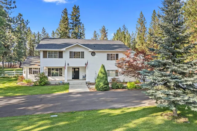 $819,500 | 16825 North Wylie Drive, Nine Mile Falls, WA 99026