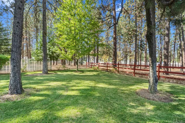 $819,500 | 16825 North Wylie Drive, Nine Mile Falls, WA 99026