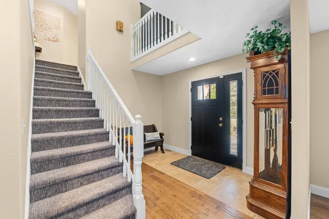 $819,500 | 16825 North Wylie Drive, Nine Mile Falls, WA 99026