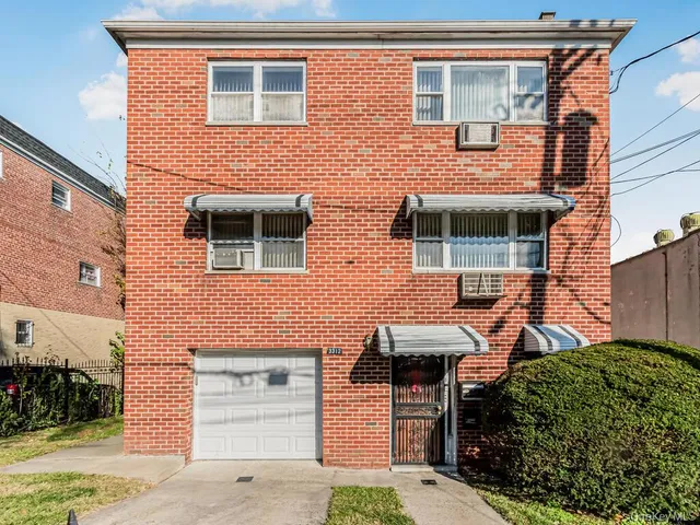 $1,300,000 | 3312 Edson Avenue | Eastchester