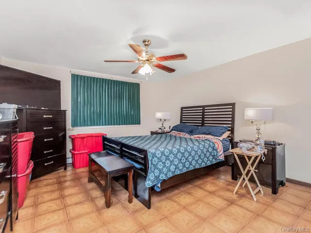 $1,300,000 | 3312 Edson Avenue | Eastchester