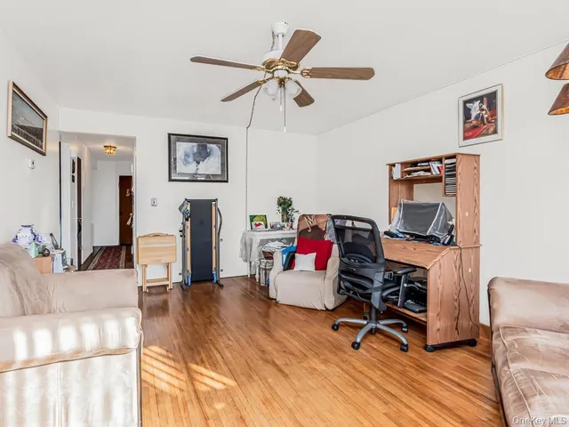 $1,300,000 | 3312 Edson Avenue | Eastchester