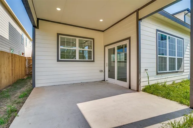 $385,000 | 1321 Fletcher Street, Dallas, TX 75223