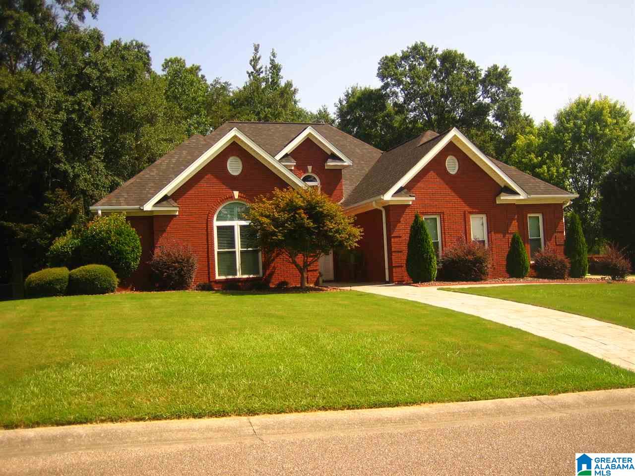 106 Oak Ridge Lane Clanton, AL 35045 - Photo 2 of 44