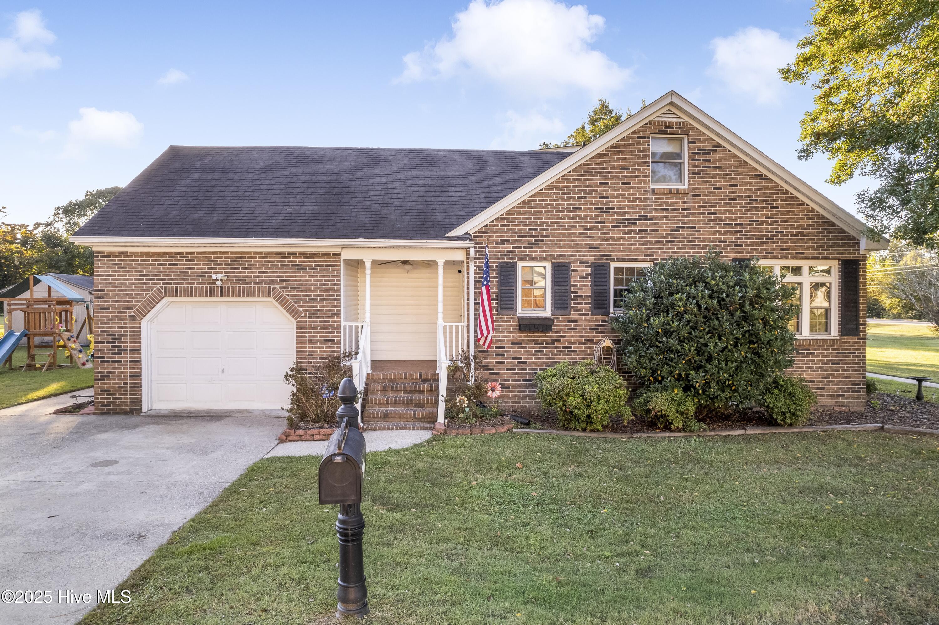 1101 West Queen Street Edenton, NC 27932 - Photo 5 of 39 4