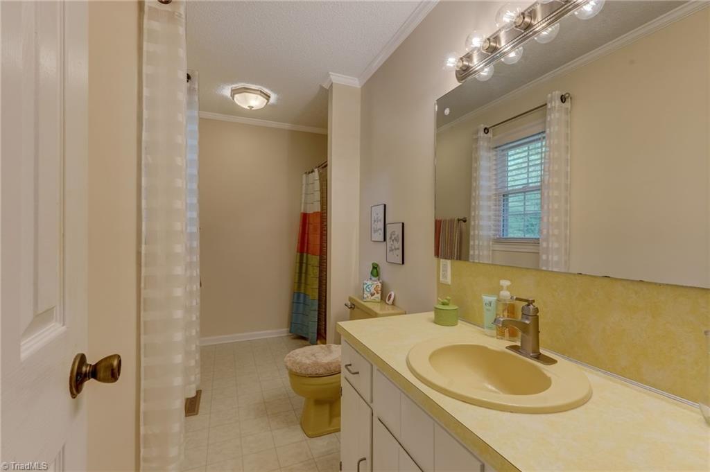134 Meadow Brook Road Reidsville, NC 27320 - Photo 19 of 35