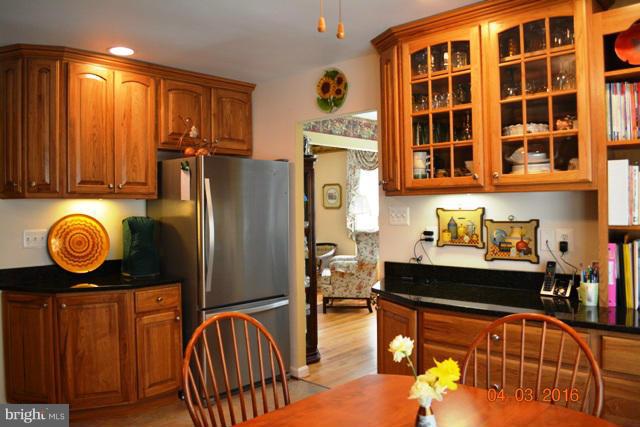 5416 Well Spring Road La Plata, MD 20646 - Photo 3 of 30 Kitchen