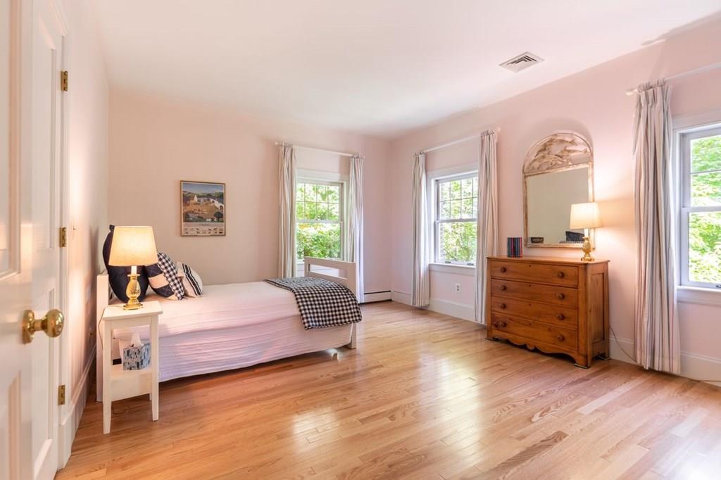 42 Solomon Pierce Road Lexington, MA 02420 - Photo 24 of 27 Gallery Image 24