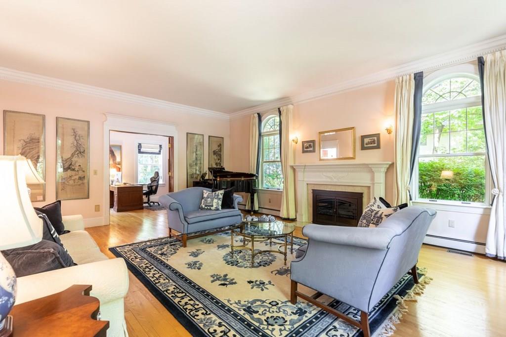 42 Solomon Pierce Road Lexington, MA 02420 - Photo 5 of 27 Gallery Image 5
