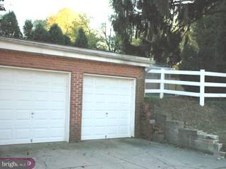 1475 Pennington Road Ewing, NJ 08618 - Photo 5 of 6