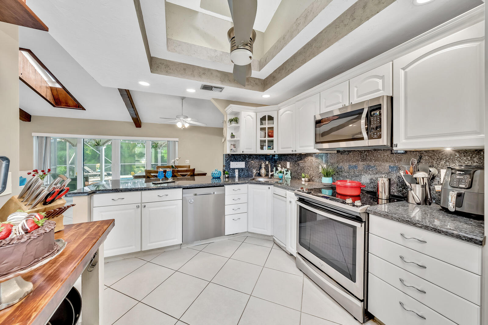 19423 Colorado Circle Boca Raton, FL 33434 - Photo 27 of 78 28-18-Interior-037