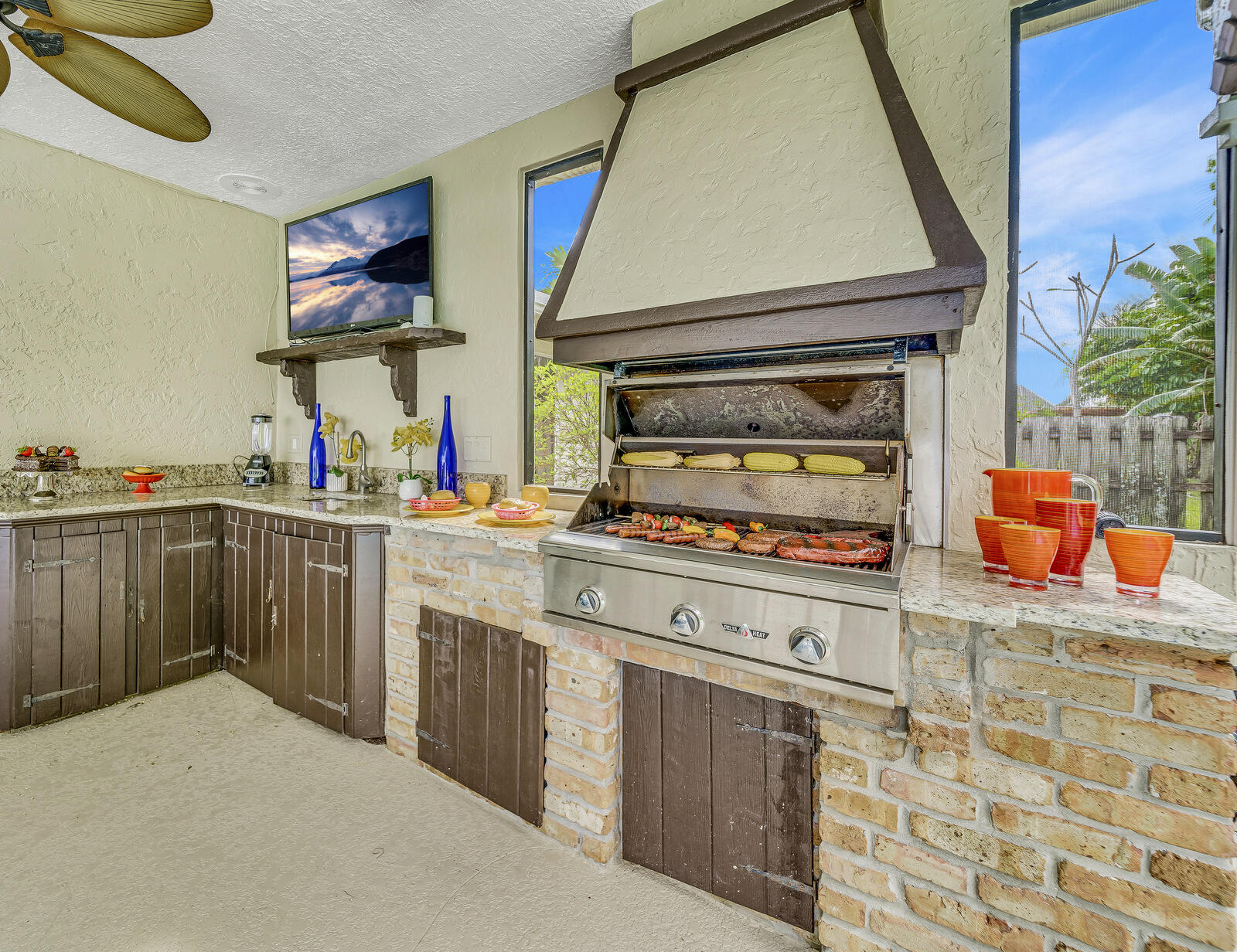 19423 Colorado Circle Boca Raton, FL 33434 - Photo 55 of 78 built in grill