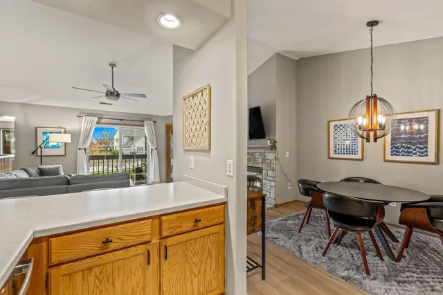 $299,900 | 1030 River Pl Boulevard, Unit 4, Waukesha, WI 53189