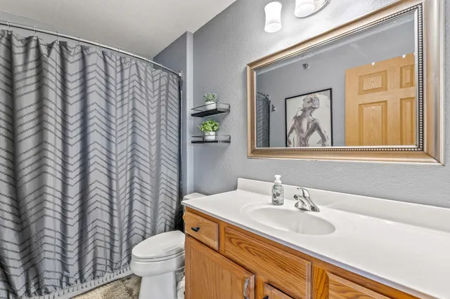 $299,900 | 1030 River Pl Boulevard, Unit 4, Waukesha, WI 53189