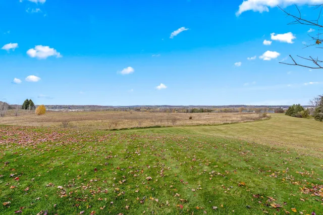 $299,900 | 1030 River Pl Boulevard, Unit 4, Waukesha, WI 53189