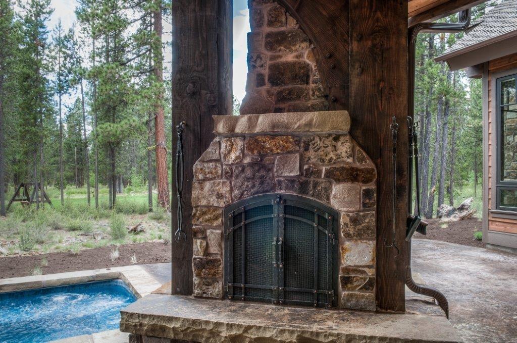 56178 Sable Rock Loop, Unit 271 Bend, OR 97707 - Photo 43 of 52 Lot 271 Fireplace-spa 2