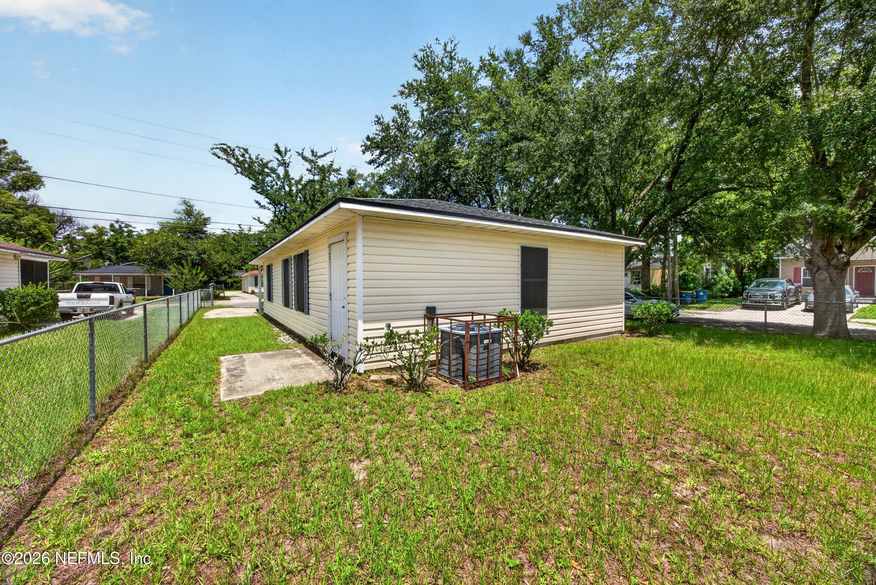 5375 Dodge Road Jacksonville, FL 32209 - Photo 26 of 27 5375 Dodge Rd-18