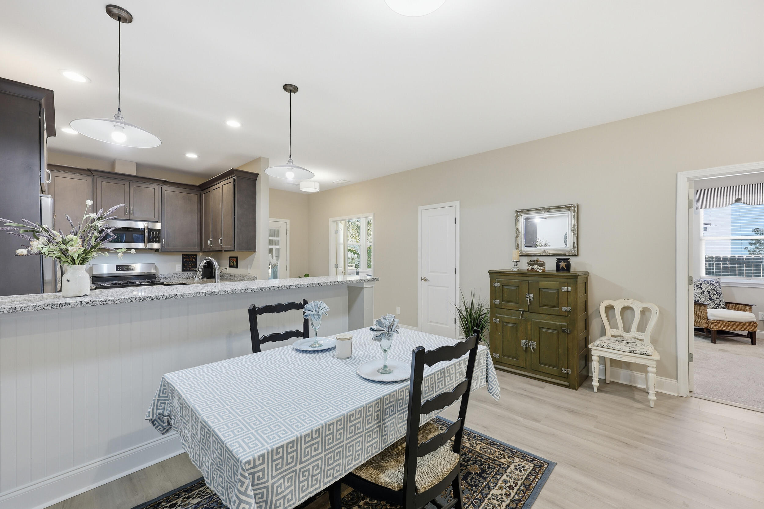 1325 Hamlin Road Mount Pleasant, SC 29466 - Photo 15 of 44 Dining Area
