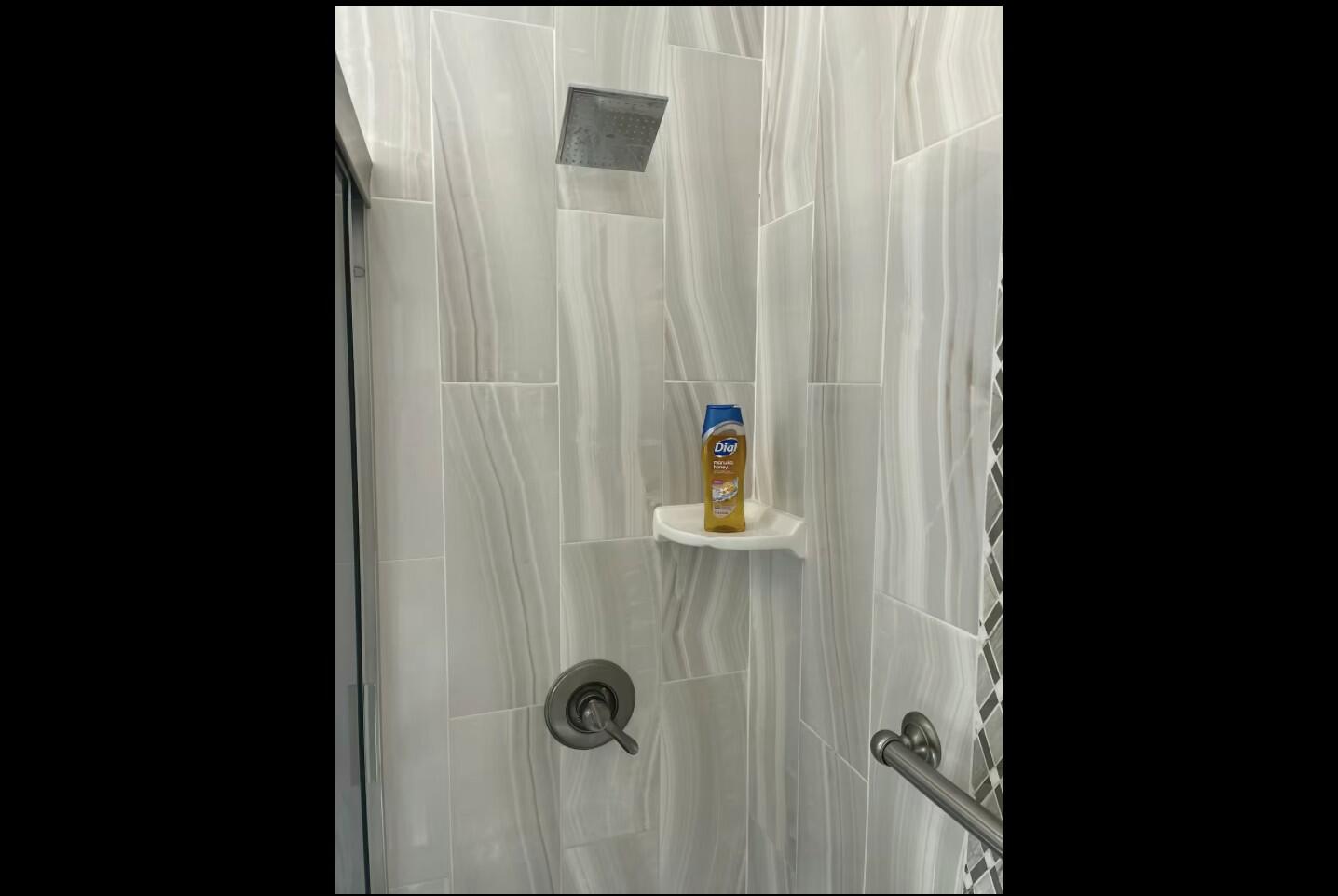 2632 Northeast 27th Court, Unit WEST Lighthouse Point, FL 33064 - Photo 23 of 23 tempImagex7fk9n