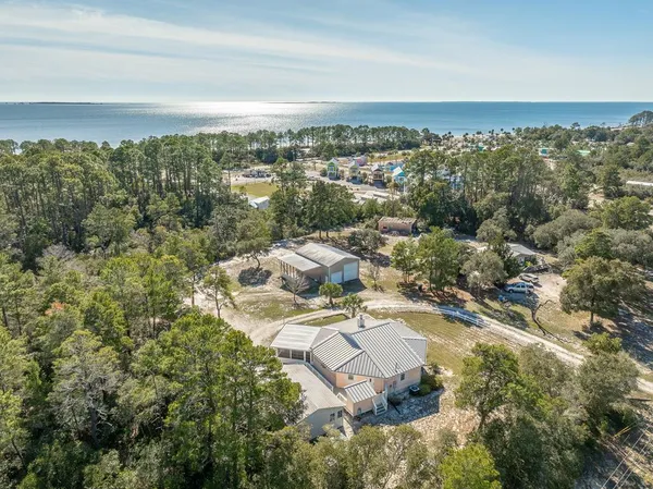 $400,000 | 1810 Lighthouse Road, Carrabelle, FL 32322