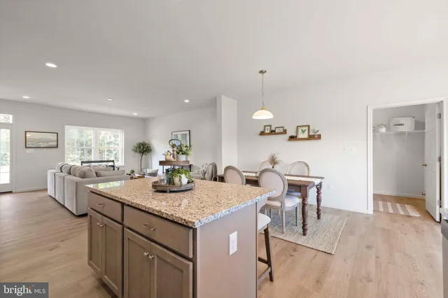 $464,900 | Lincolnshire Street, Unit A, Oxford, PA 19363