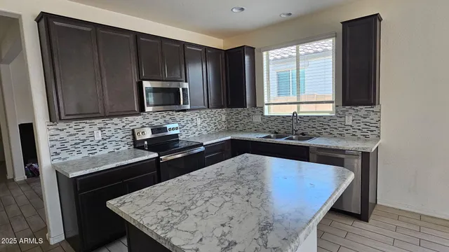 $285,000 | 1765 West Tigua Way, Coolidge, AZ 85128