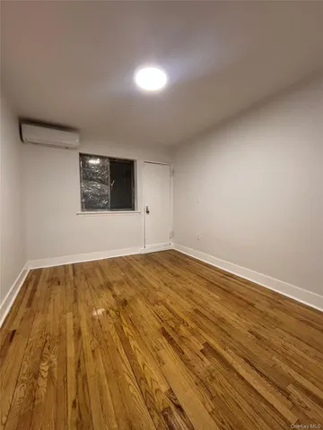 $3,300 | 730 East 217th Street | Williamsbridge