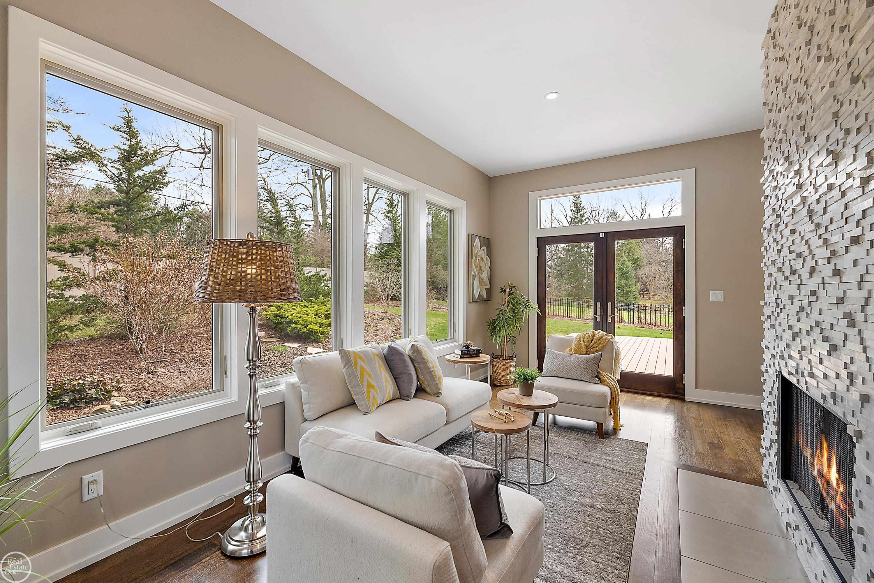 1115 Vesper Road Ann Arbor, MI 48103 - Photo 20 of 57 50105601-19.JPG
