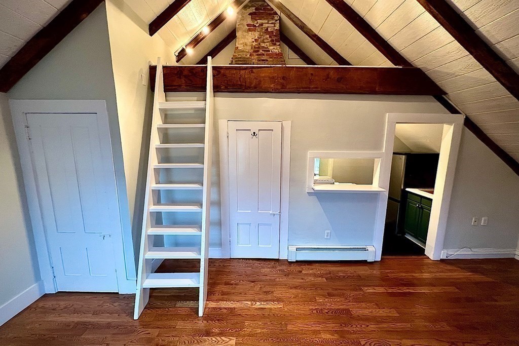 8 Franklin Street, Unit 10 Marblehead, MA 01945 - Photo 3 of 12