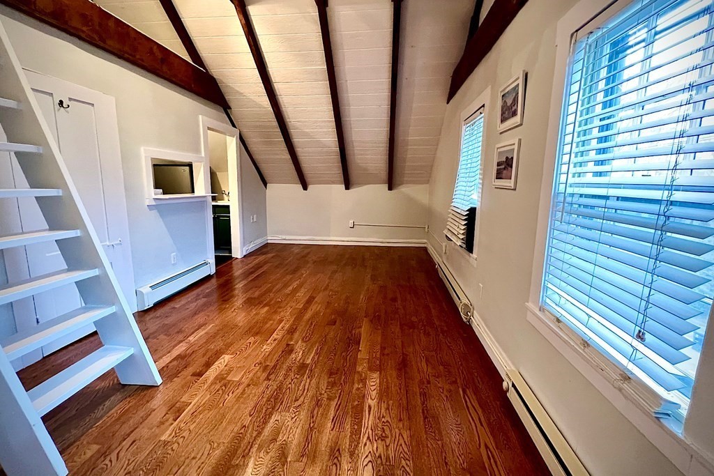 8 Franklin Street, Unit 10 Marblehead, MA 01945 - Photo 5 of 12