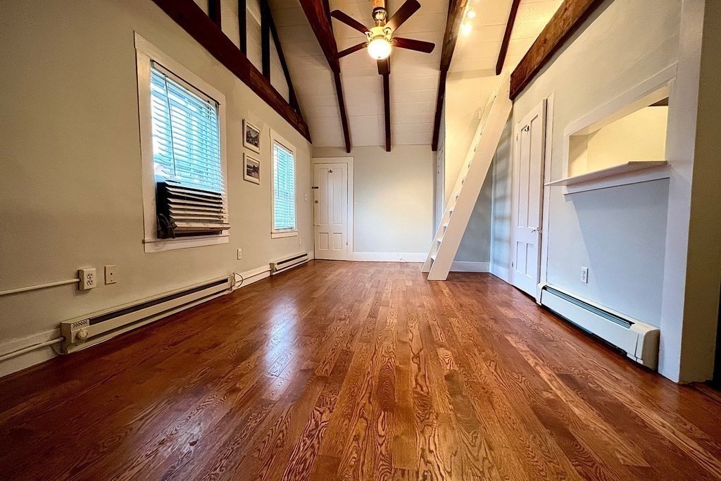 8 Franklin Street, Unit 10 Marblehead, MA 01945 - Photo 8 of 12