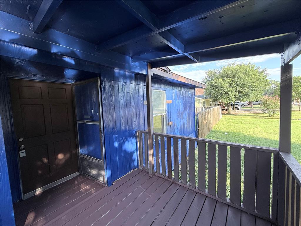 111 King Road Hackberry, TX 75036 - Photo 4 of 26