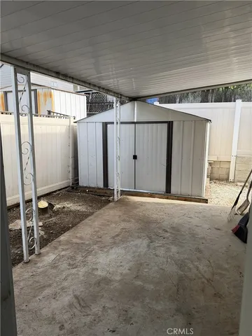 a view of a garage