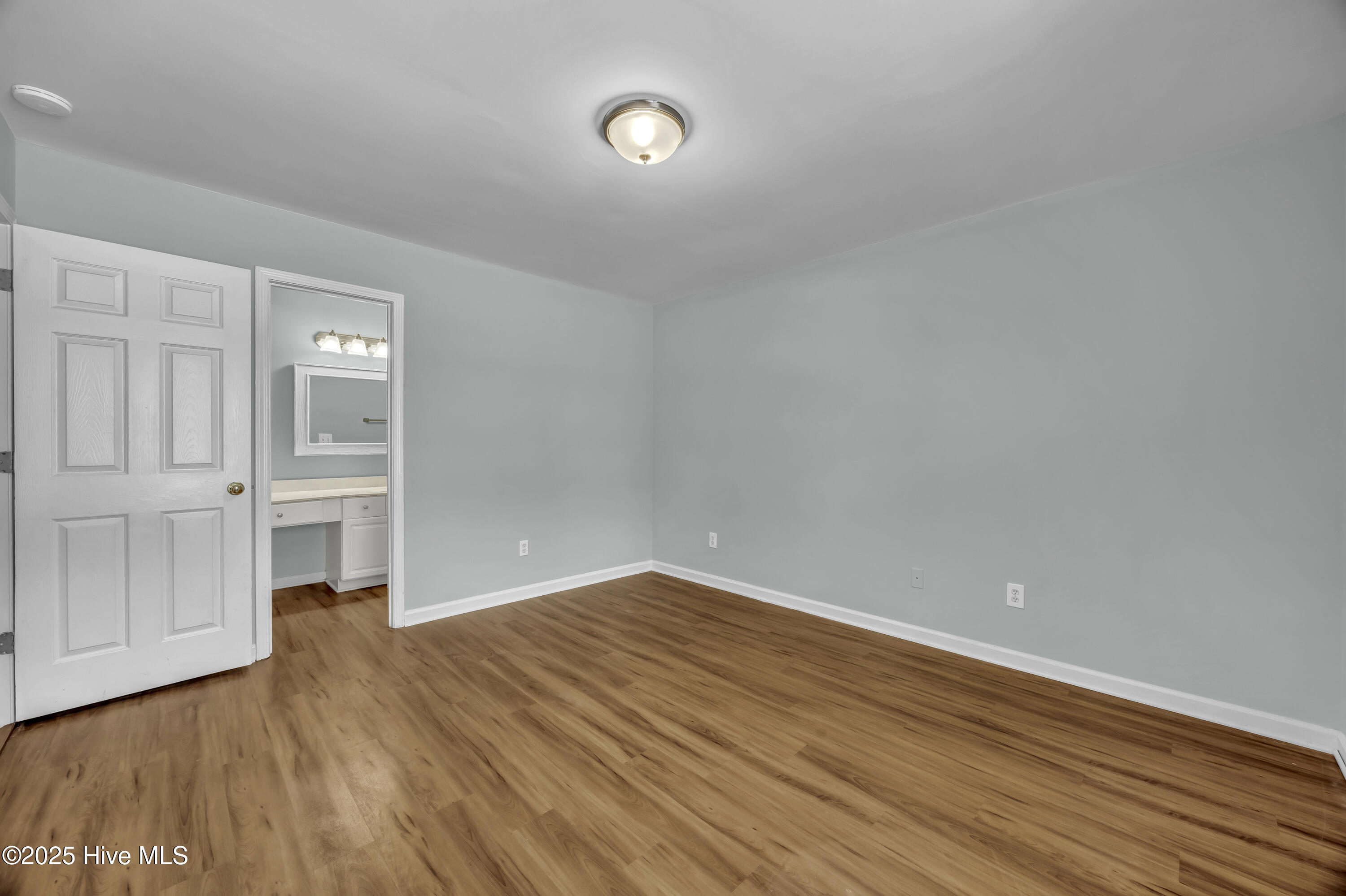 1111 Welborn Road Wilmington, NC 28409 - Photo 20 of 24 020_img_2335_936