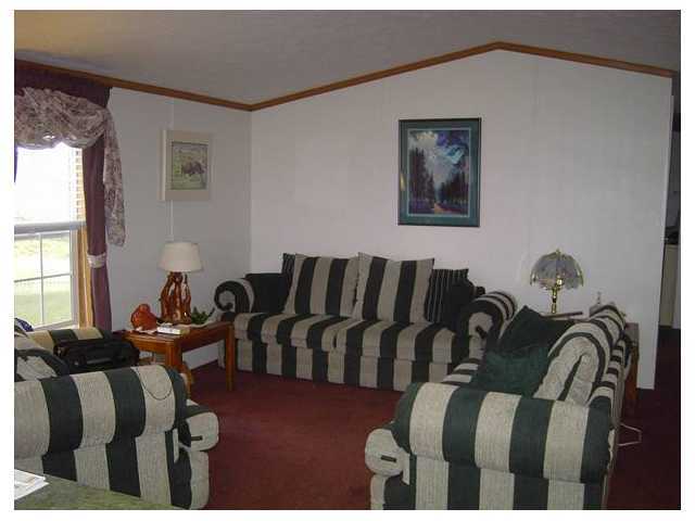22218 Sycamore Road Mount Vernon, OH 43050 - Photo 3 of 7 Gallery Image 3