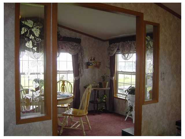 22218 Sycamore Road Mount Vernon, OH 43050 - Photo 5 of 7 Gallery Image 5