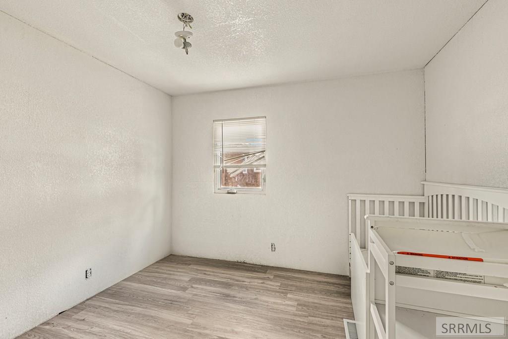 5571 East Iona Road Iona, ID 83427 - Photo 13 of 33 Bedroom 2