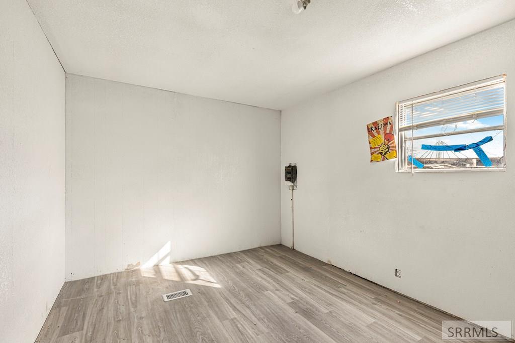 5571 East Iona Road Iona, ID 83427 - Photo 17 of 33 Bedroom 3