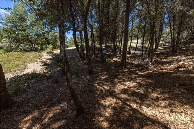 $151,700 | 8 North Cedar Vista Circle North, Bass Lake, CA 93604