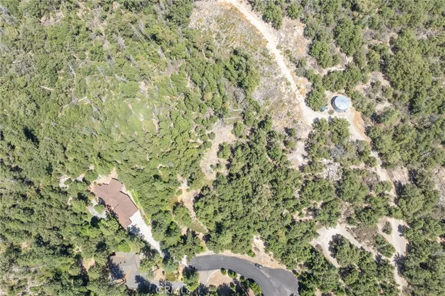 $151,700 | 8 North Cedar Vista Circle North, Bass Lake, CA 93604