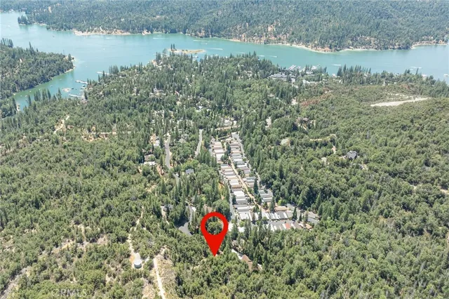 $151,700 | 8 North Cedar Vista Circle North, Bass Lake, CA 93604