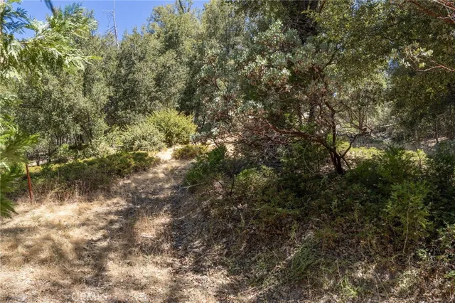 $151,700 | 8 North Cedar Vista Circle North, Bass Lake, CA 93604