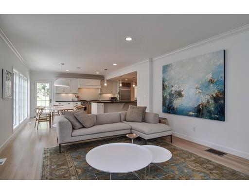 24 Royalston Road Wellesley, MA 02481 - Photo 11 of 23