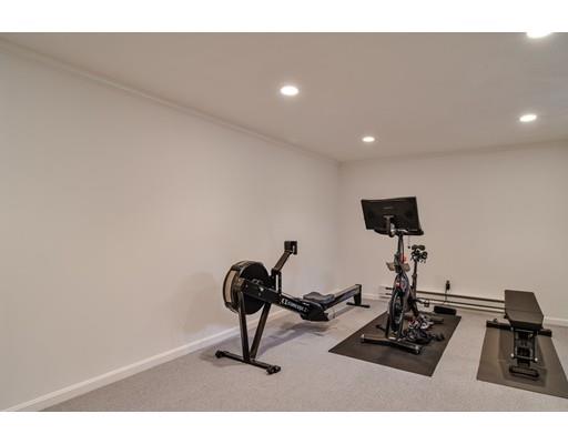 24 Royalston Road Wellesley, MA 02481 - Photo 19 of 23