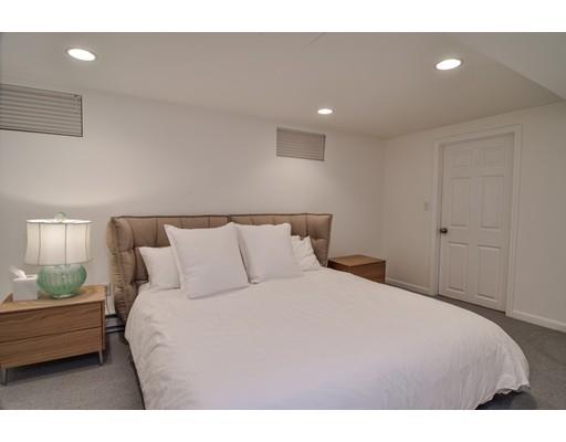 24 Royalston Road Wellesley, MA 02481 - Photo 20 of 23