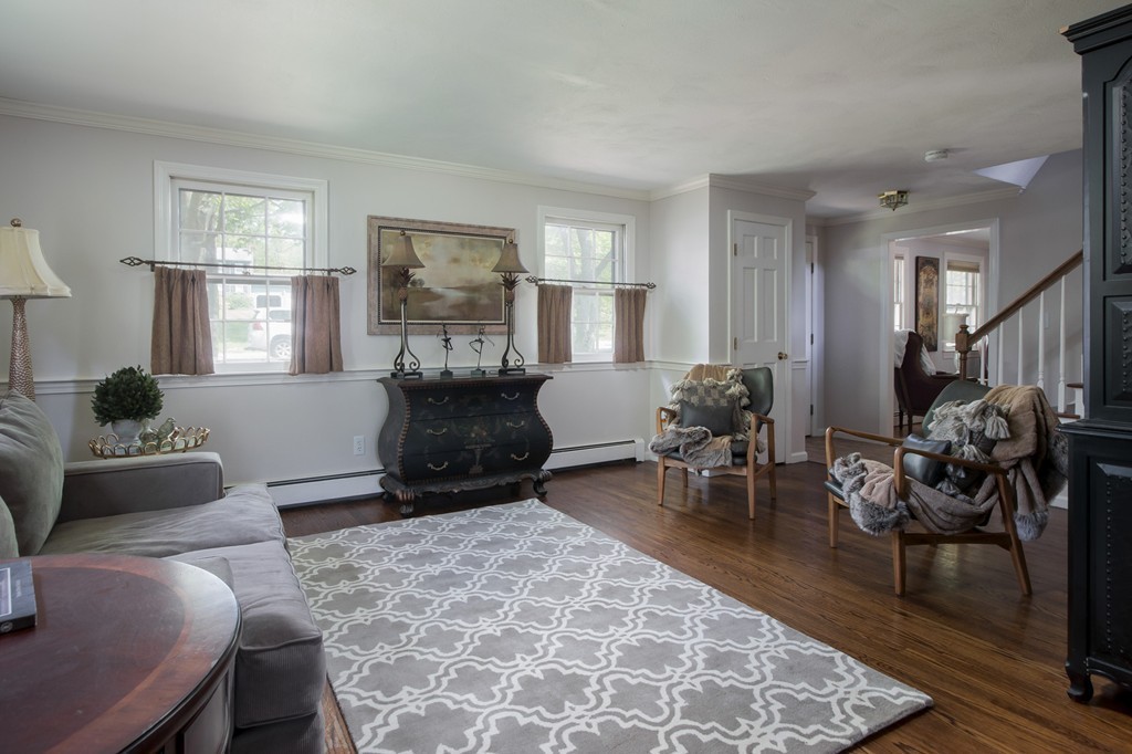 63 Dalton Road Holliston, MA 01746 - Photo 8 of 26 Gallery Image 8