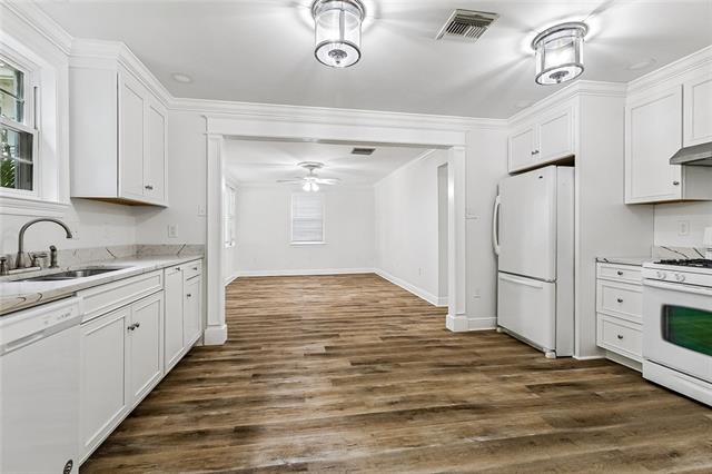 8929 Camille Court River Ridge, LA 70123 - Photo 5 of 17
