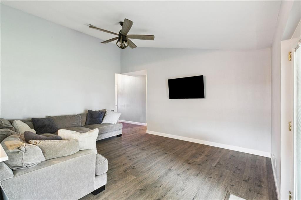 217 St Nicholas Street Luling, LA 70070 - Photo 4 of 15 Gallery Image 4